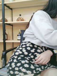 包皮屌富少约炮气质美少妇先用小棒棒调情喜欢后人式插入